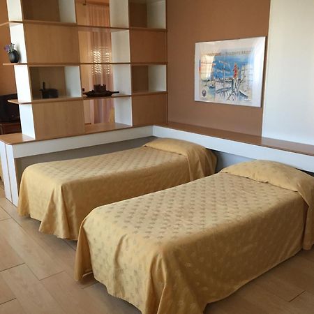 Nuovo Hotel ויג'באנו חדר תמונה