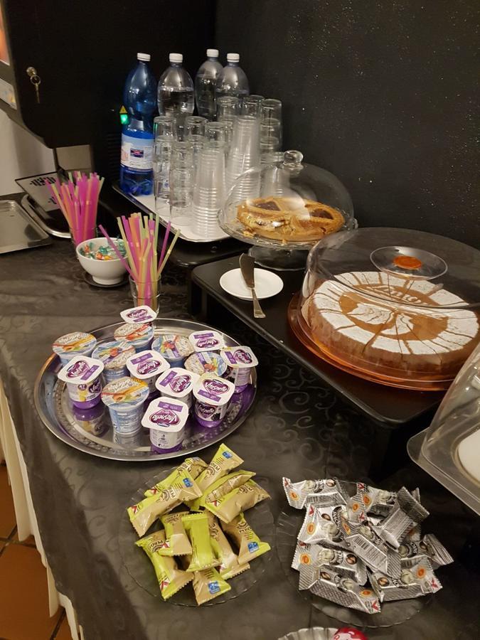 Nuovo Hotel ויג'באנו מראה חיצוני תמונה